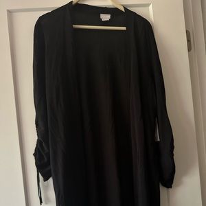 Chicos light weight cardigan black, NWT